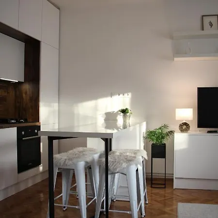 Apartament M2 Apartman Eger