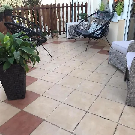 M2 Apartman Apartament *