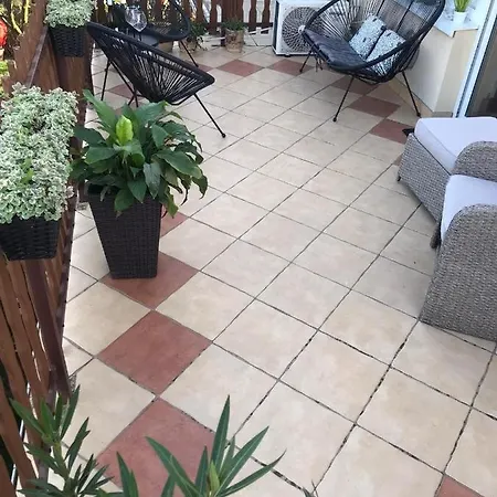 Apartament M2 Apartman *