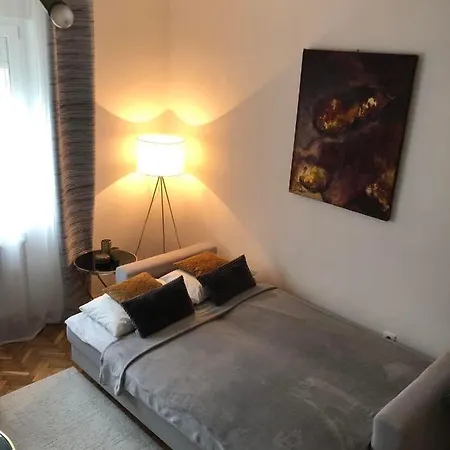 M2 Apartman Eger
