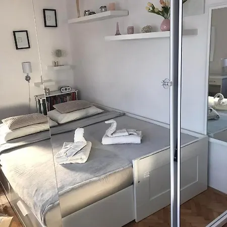 Apartament M2 Apartman Eger