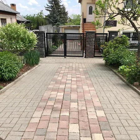 M2 Apartman *