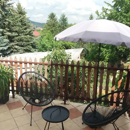 Apartment M2 Apartman *