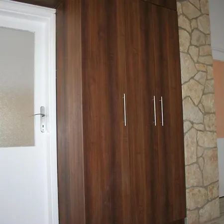 M2 Apartman Apartment Eger