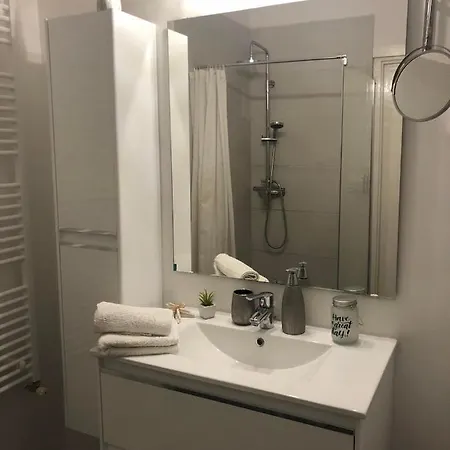 M2 Apartman דירה *