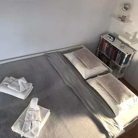 M2 Apartman * אגר