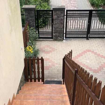 M2 Apartman *